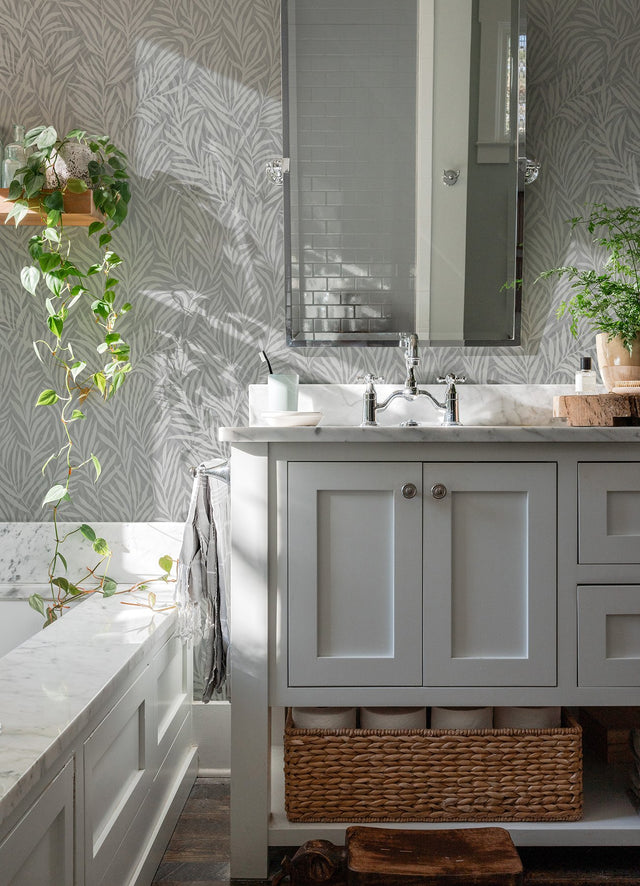 Holzer Grey Fern Wallpaper with Metallic Textured Leaf Pattern - Advantage 2980-M52509