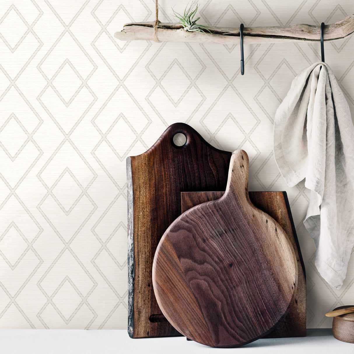 Blaze White Trellis Wallpaper with Farmhouse Trellis & Lattice Pattern - Chesapeake 3115-12423