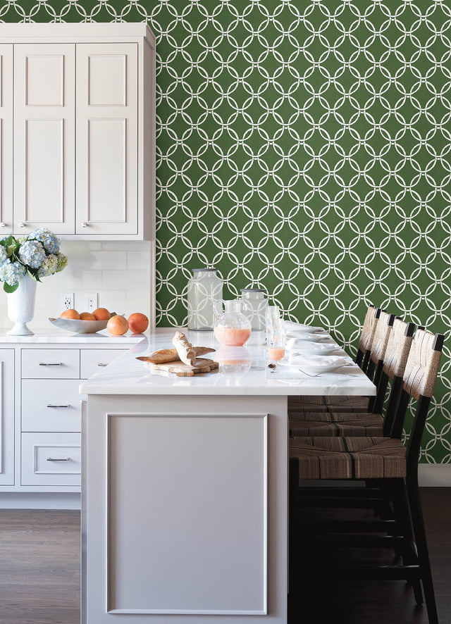 Quelala Green Ring Ogee Wallpaper with Modern Geometric Chain Pattern - Chesapeake 3122-11004
