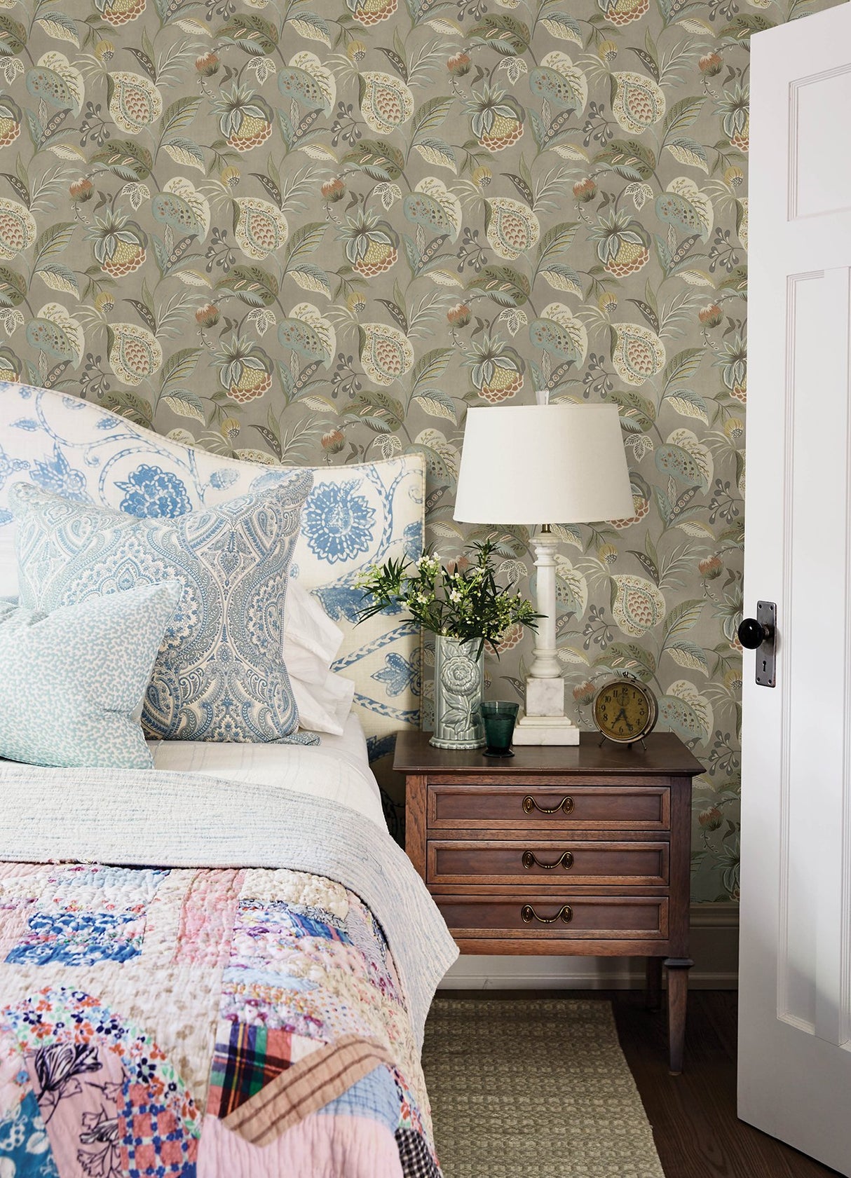 Bohemian Taupe Jacobean Wallpaper with Botanical Jacobean Motif - Chesapeake 3125-72301