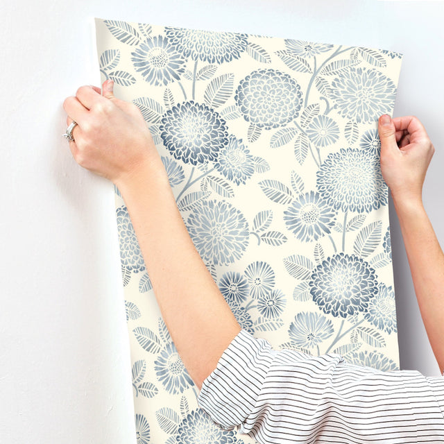 Zalipie Blue Floral Trail Wallpaper with Botanical Flower Pattern, Bohemian Sure Strip - Chesapeake 3125-72328