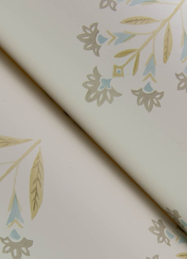 Kova Yellow Floral Crest Wallpaper with Botanical Floral Pattern, Farmhouse Style - Chesapeake 3125-72348
