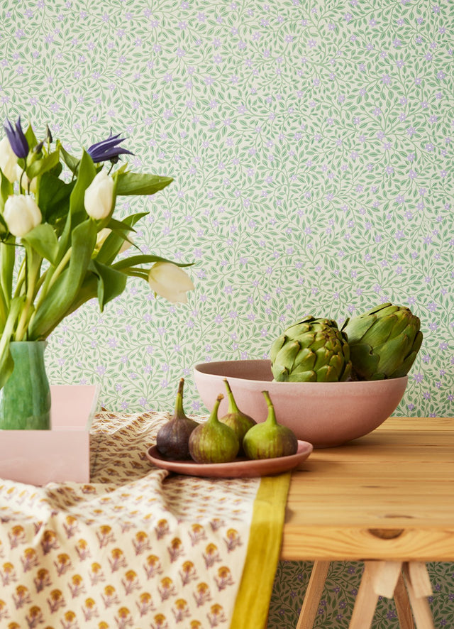 Marguerite Periwinkle Floral Wallpaper