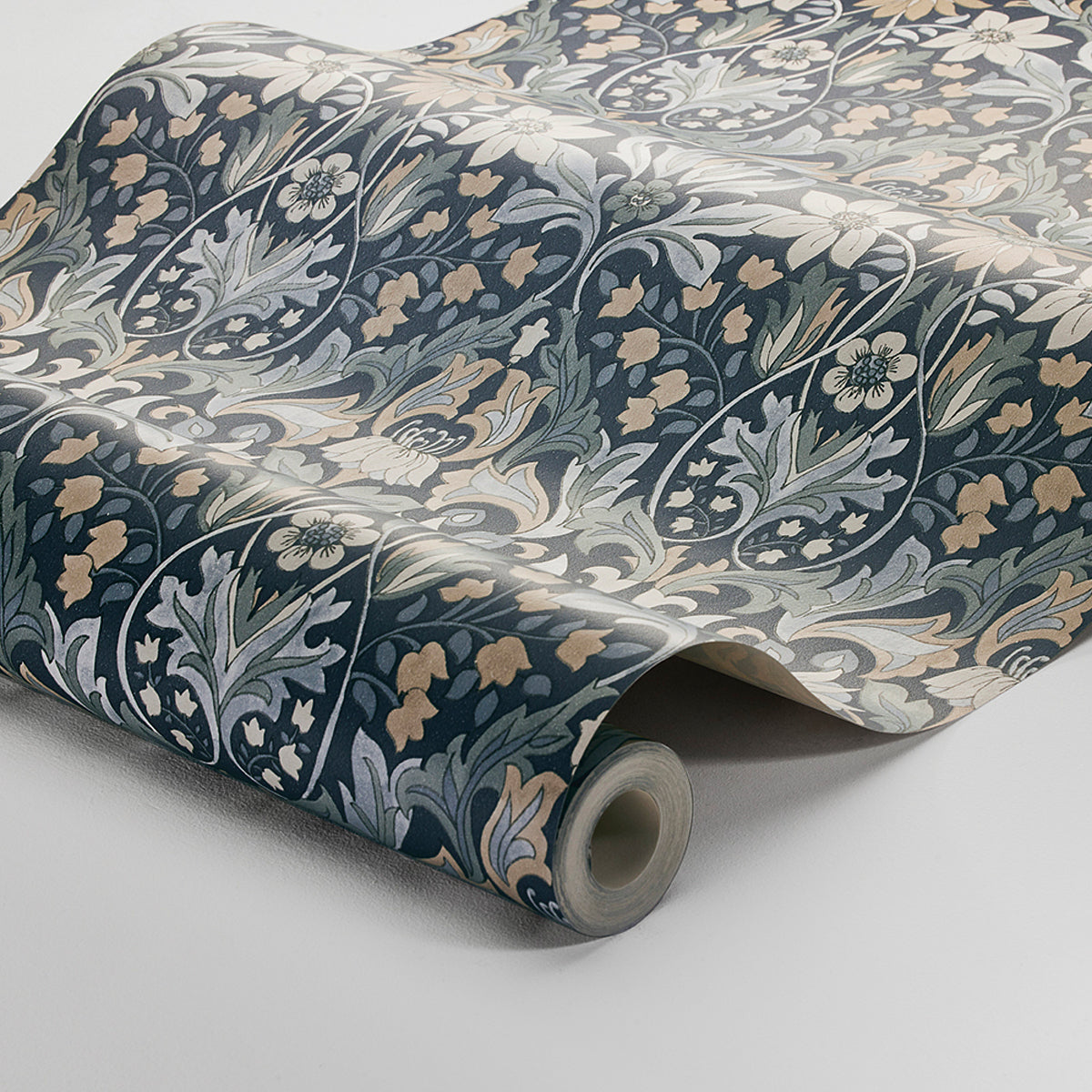 Blomsterfröjd Indigo by Boråstapeter Arts & Crafts Floral Wallpaper – Schumacher 3292