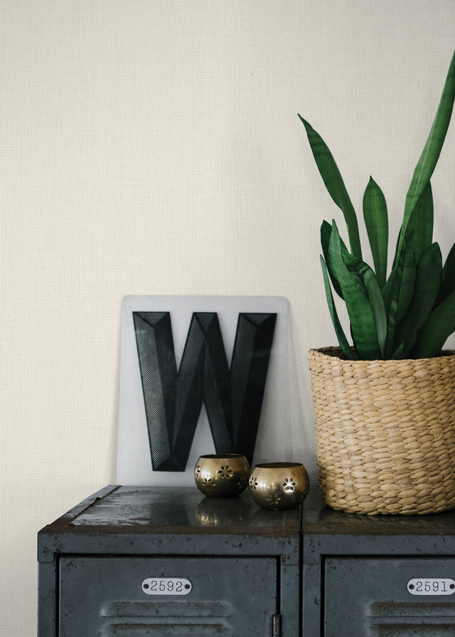 Seaton Cream Linen Texture Wallpaper with Fabric & Woven Textures Pattern - Advantage 4015-36976-4