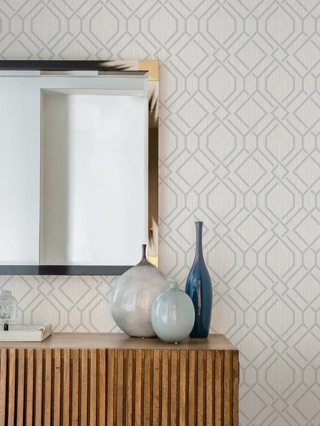 Frege Silver Trellis Wallpaper with Metallic Textured Geometric Pattern - Advantage 4025-82525