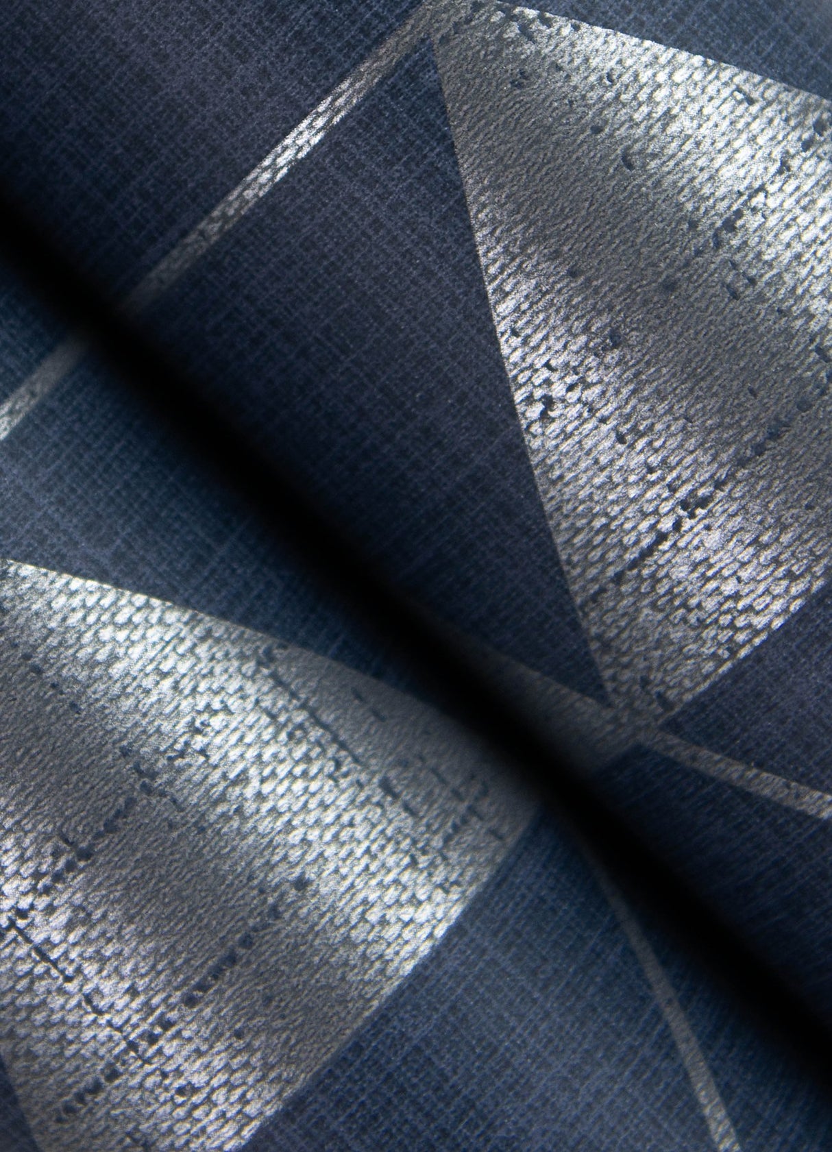 Fairbank Navy Linen Geometric Wallpaper with Metallic Modern Graphic Pattern - Brewster 4034-26775