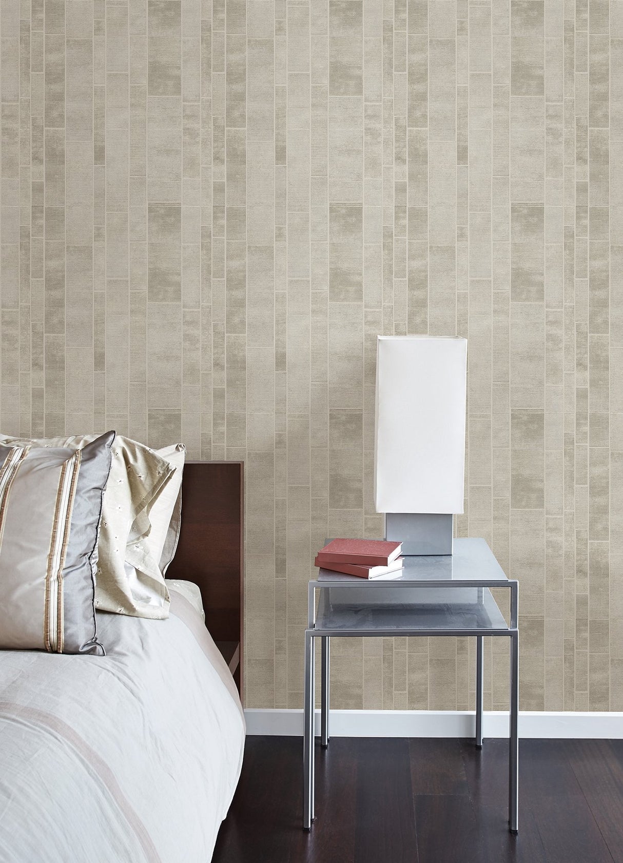 Redmond Ivory Textured Geometric Wallpaper with Metallic Feature Wall Pattern - Brewster 4041-428209