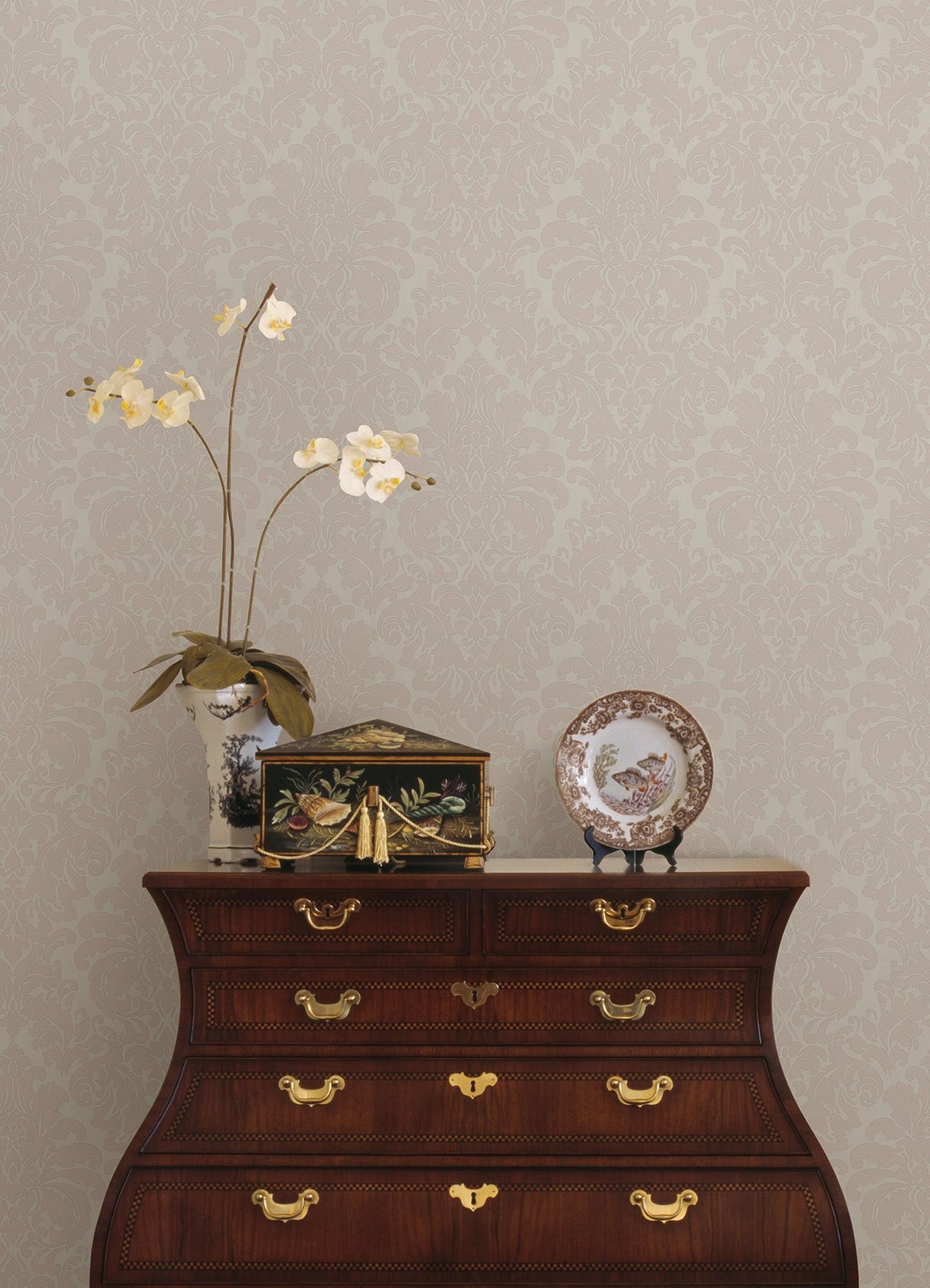 Betina Rose Damask Wallpaper with Metallic Textured Traditional Motif - Sirpi 4058-24805
