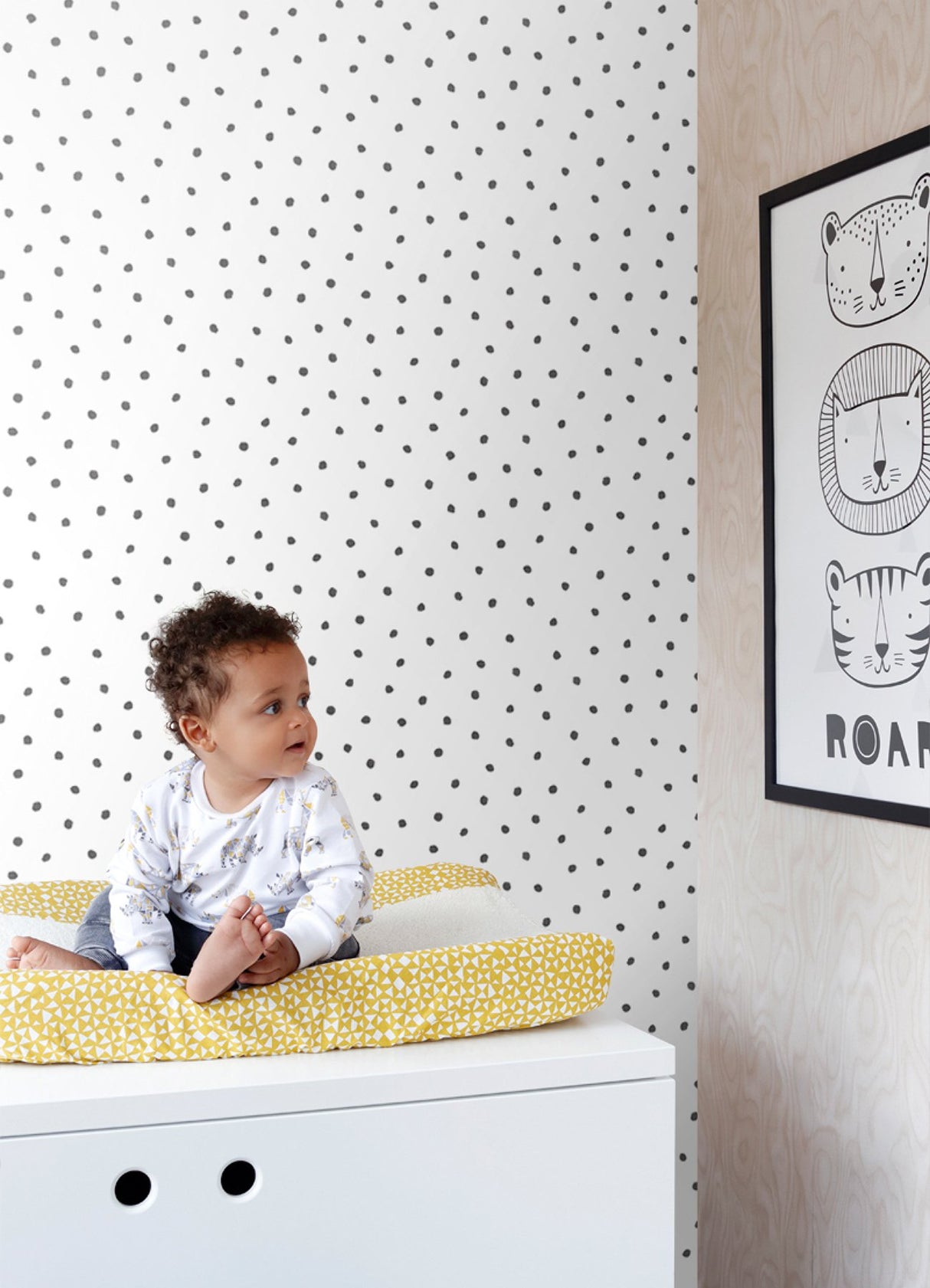 Pixie Black Dots Wallpaper with Bohemian Abstract Polka Dots - Chesapeake 4060-138934