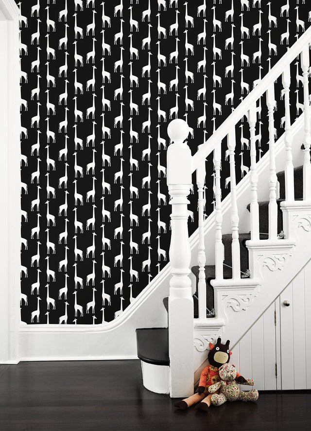 Vivi Black Giraffe Wallpaper with Kids Safari Motif - Chesapeake 4060-139062