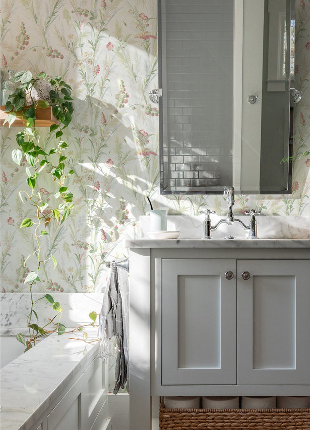 Hillaire Green Meadow Botanical Prepasted Sure Strip Wallpaper - Chesapeake 4072-70029