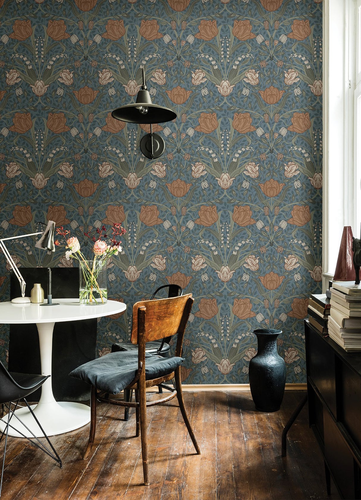 Fillippa Blue Tulip Wallpaper with Botanical Floral Motif, Scandinavian Style - A-Street Prints 4080-33009