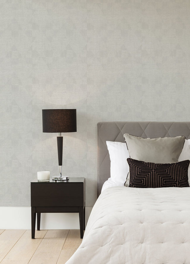 Wegener Silver Geometric Textured Wallpaper with Metallic Finish - Advantage 4082-381962