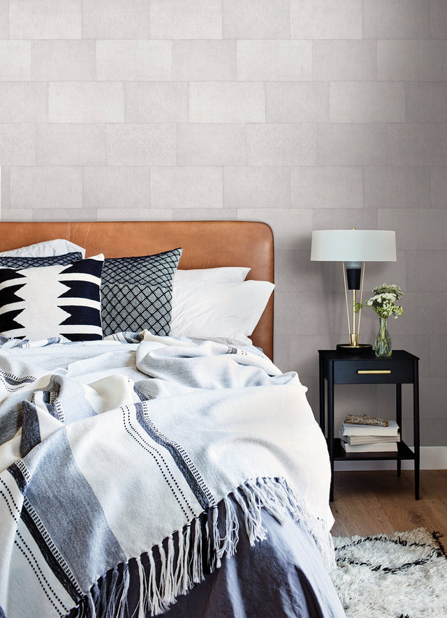 Lyell White Stone Textured Wallpaper with Stone Look Pattern - Advantage 4082-382012