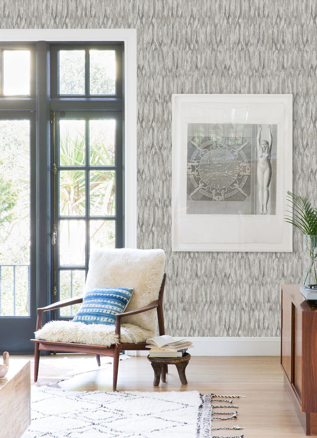 Kintana Silver Abstract Trellis Wallpaper with Metallic Raised Ink Ogee Pattern - A-Street Prints 4105-86605