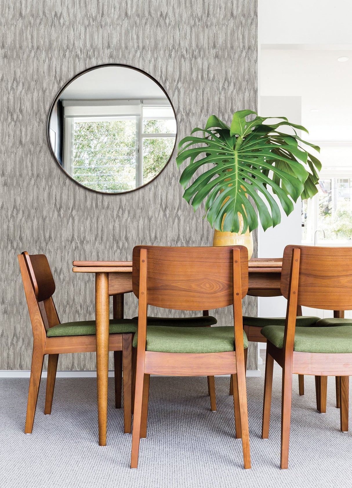 Kintana Silver Abstract Trellis Wallpaper with Metallic Raised Ink Ogee Pattern - A-Street Prints 4105-86605