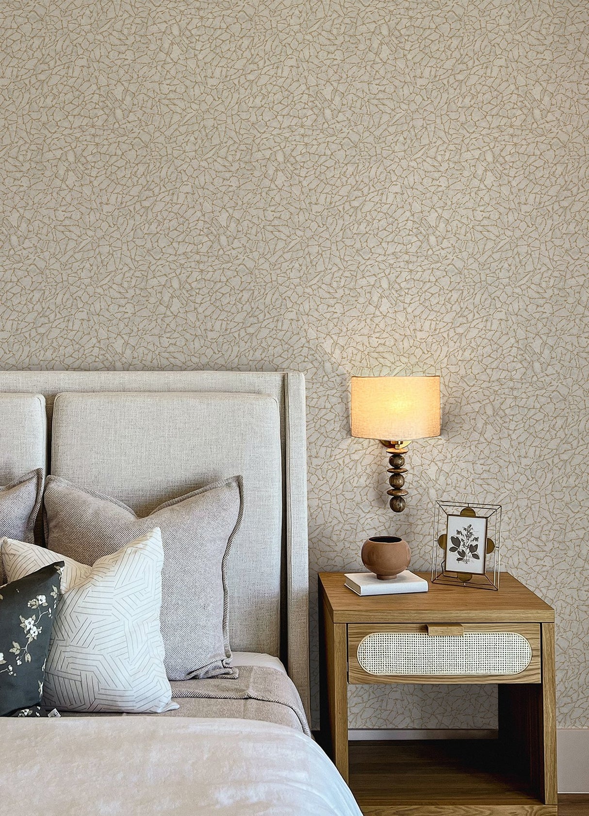 Soma Silver Metallic Crackling Wallpaper with Modern Abstract Pattern - A-Street Prints 4105-86624