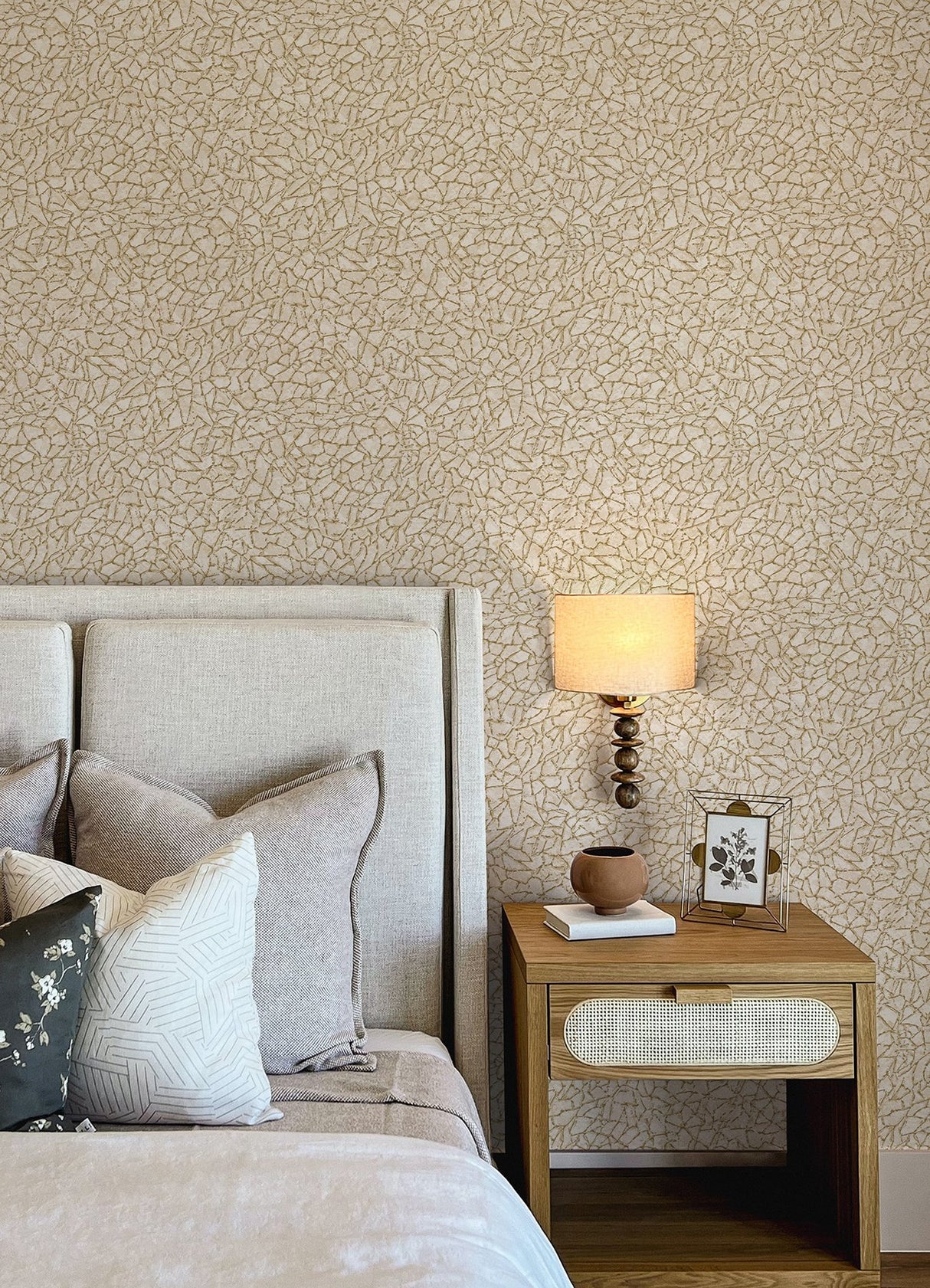 Soma Gold Metallic Crackling Wallpaper with Abstract Modern Pattern - A-Street Prints 4105-86625