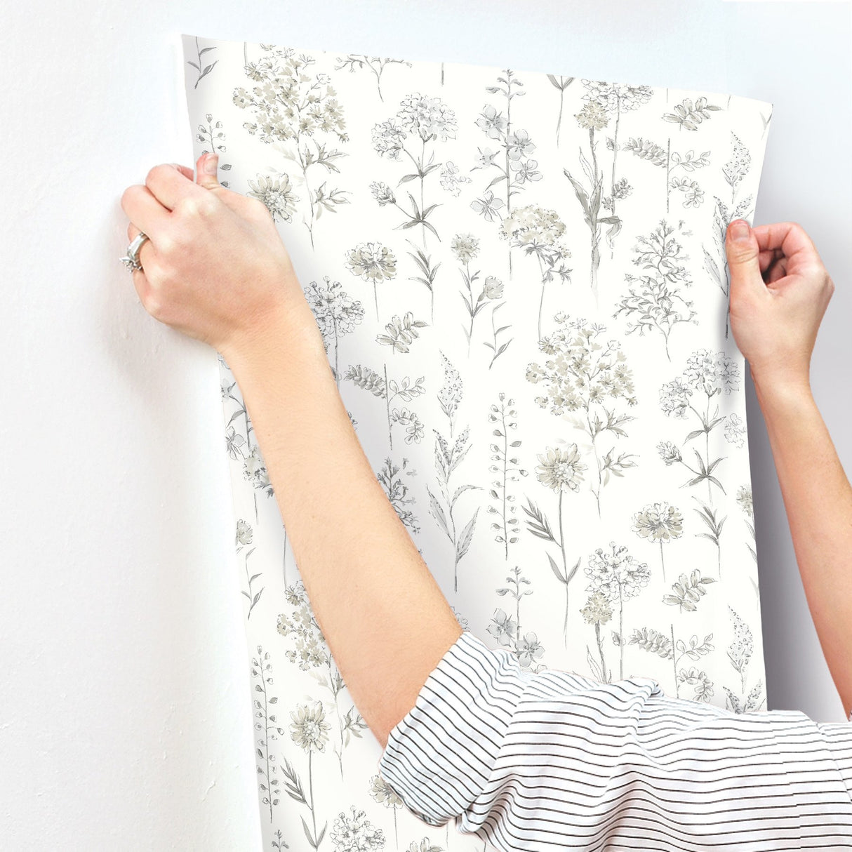Bergamot Light Grey Wildflower Wallpaper with Botanical Watercolor Floral Motif - Chesapeake 4134-72501