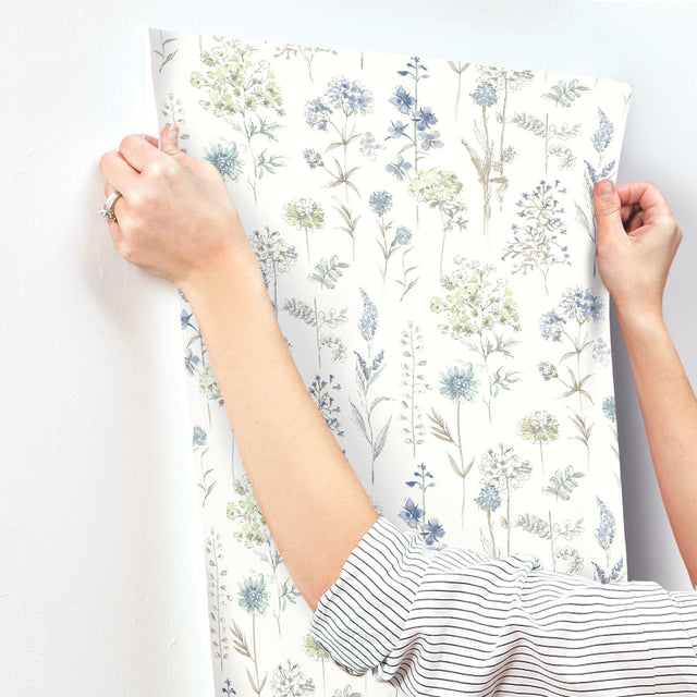 Bergamot Sea Green Wildflower Wallpaper with Botanical Floral Motif - Chesapeake 4134-72502