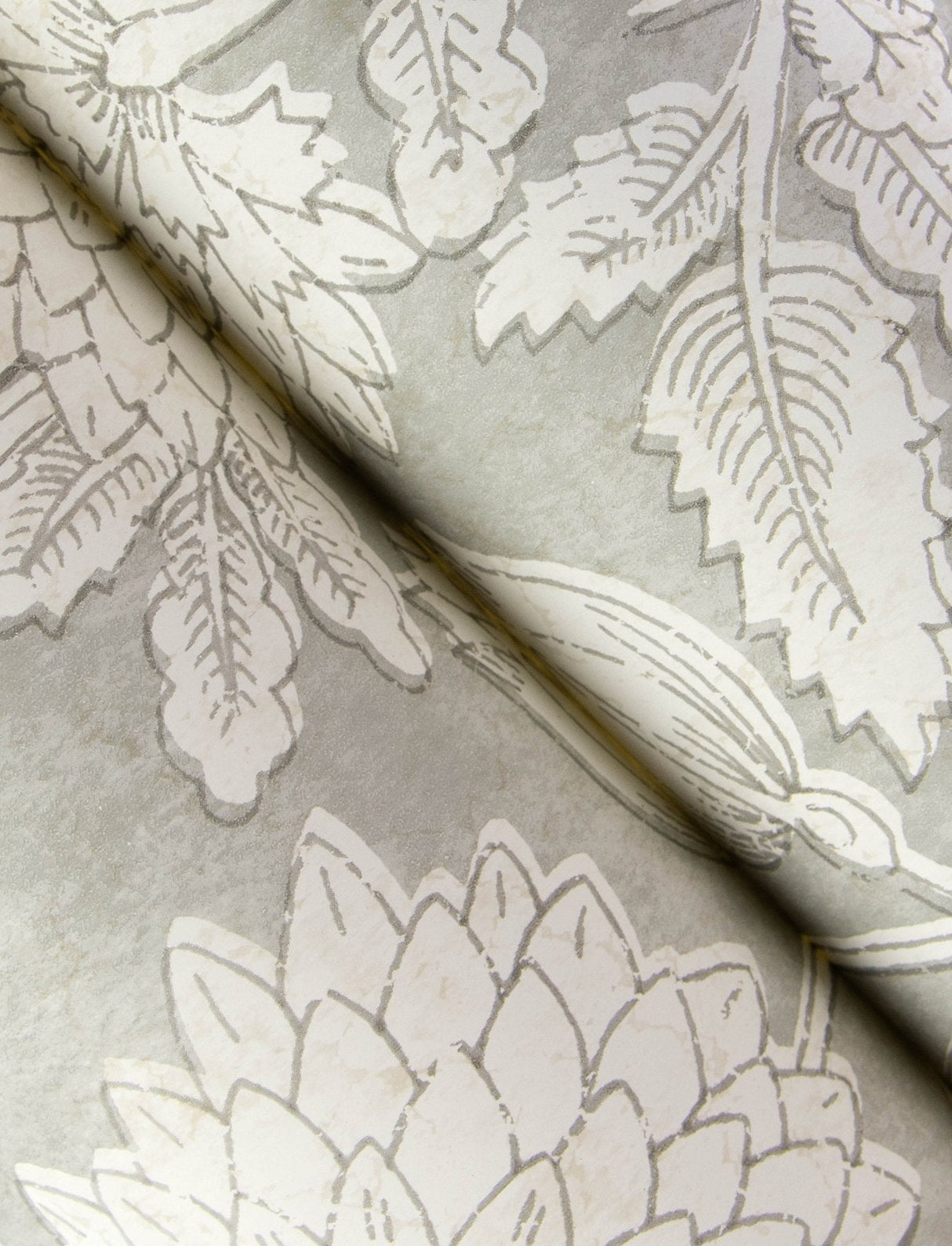 Vadouvan Grey Jacobean Trail Wallpaper with Traditional Botanical Jacobean Pattern - Chesapeake 4134-72537SAM