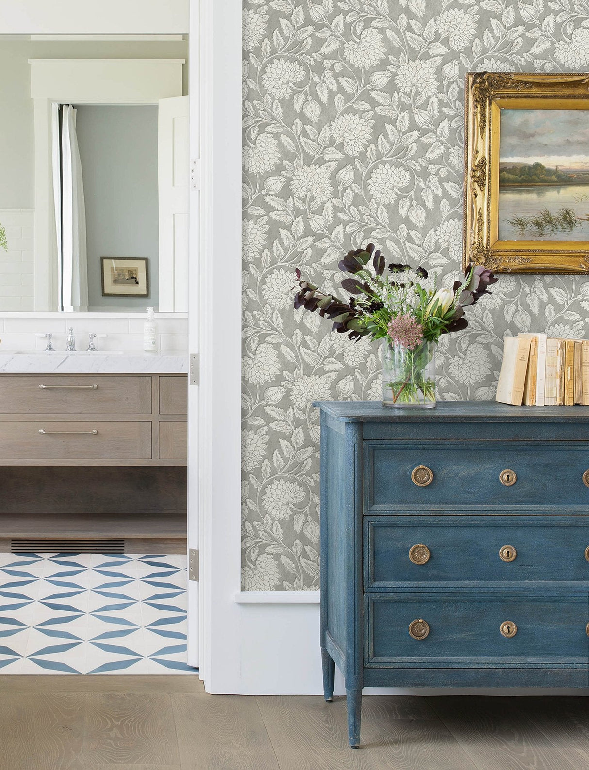 Vadouvan Grey Jacobean Trail Wallpaper with Traditional Botanical Jacobean Pattern - Chesapeake 4134-72537SAM
