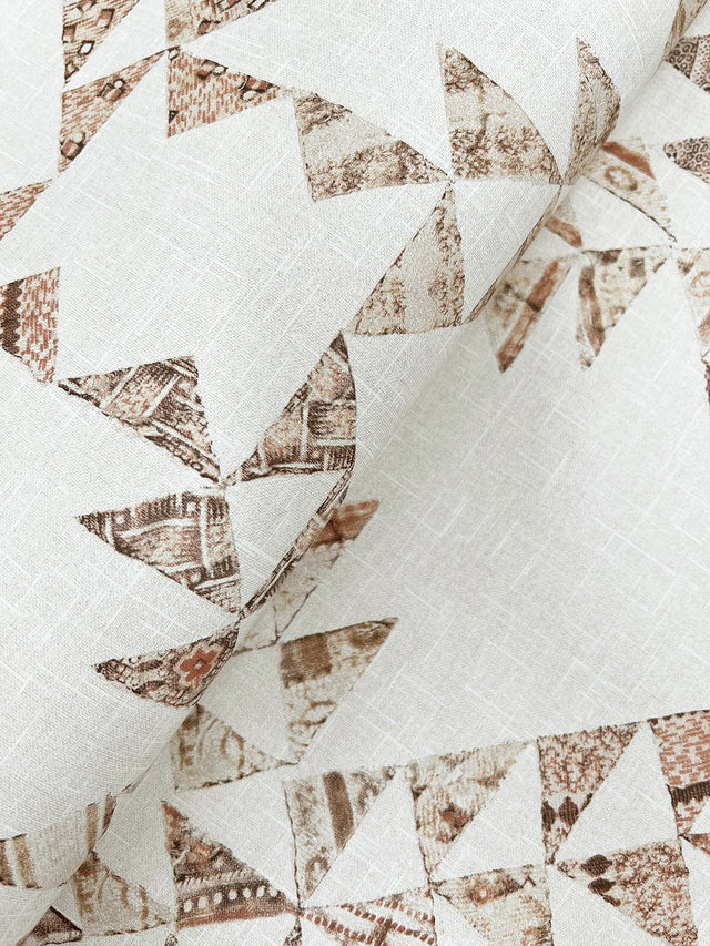 Scrap Quilt Brown Wallpaper with Geometric Quilt Motif, Traditional Textured Non Woven - Brewster 4142-72629