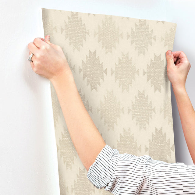 Stitched Heirloom Khaki Wallpaper with Textured Medallion Pattern - Chesapeake 4142-72662