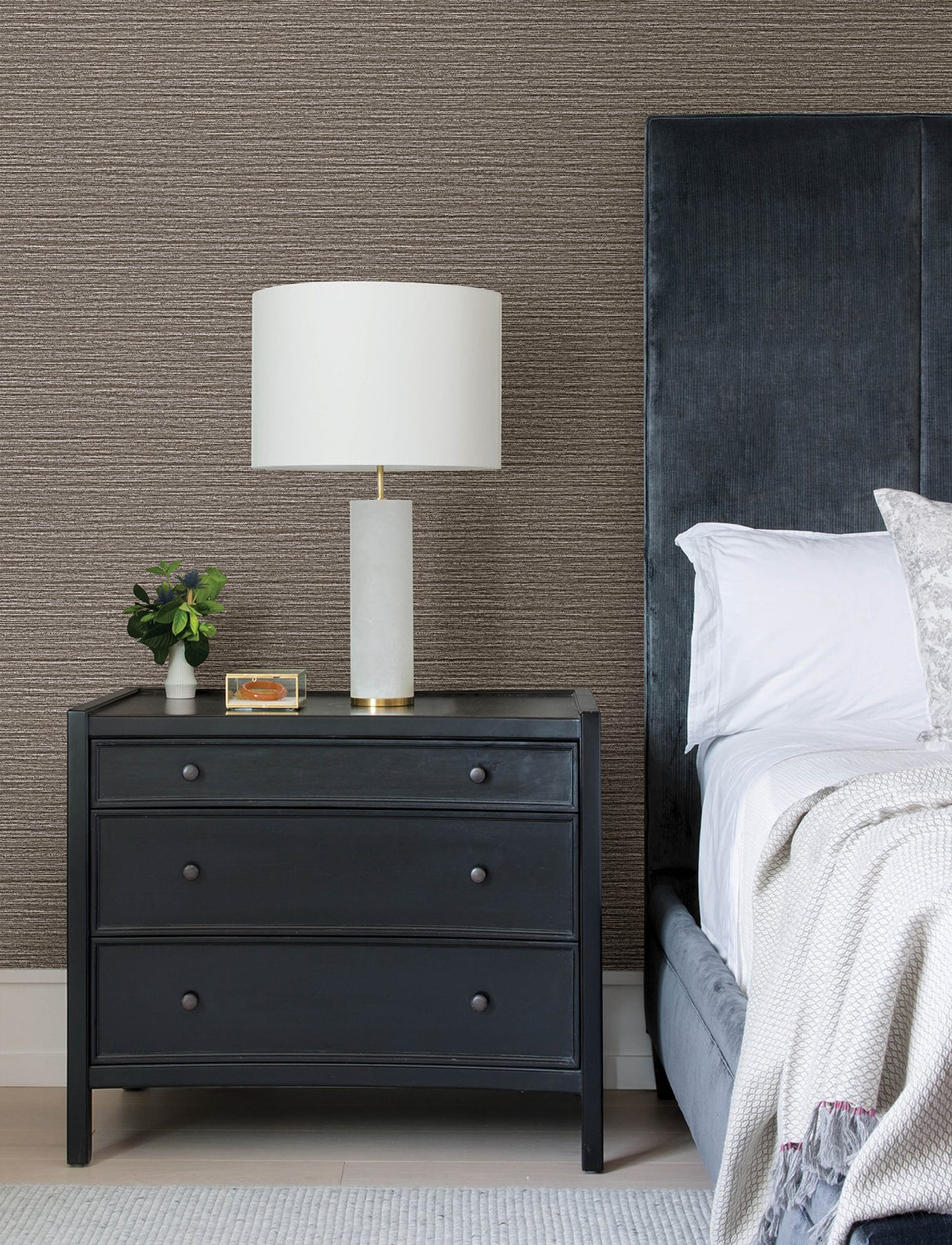 Hazen Brown Shimmer Stripe Wallpaper with Faux Grasscloth Modern Graphics Pattern - Advantage 4144-9141