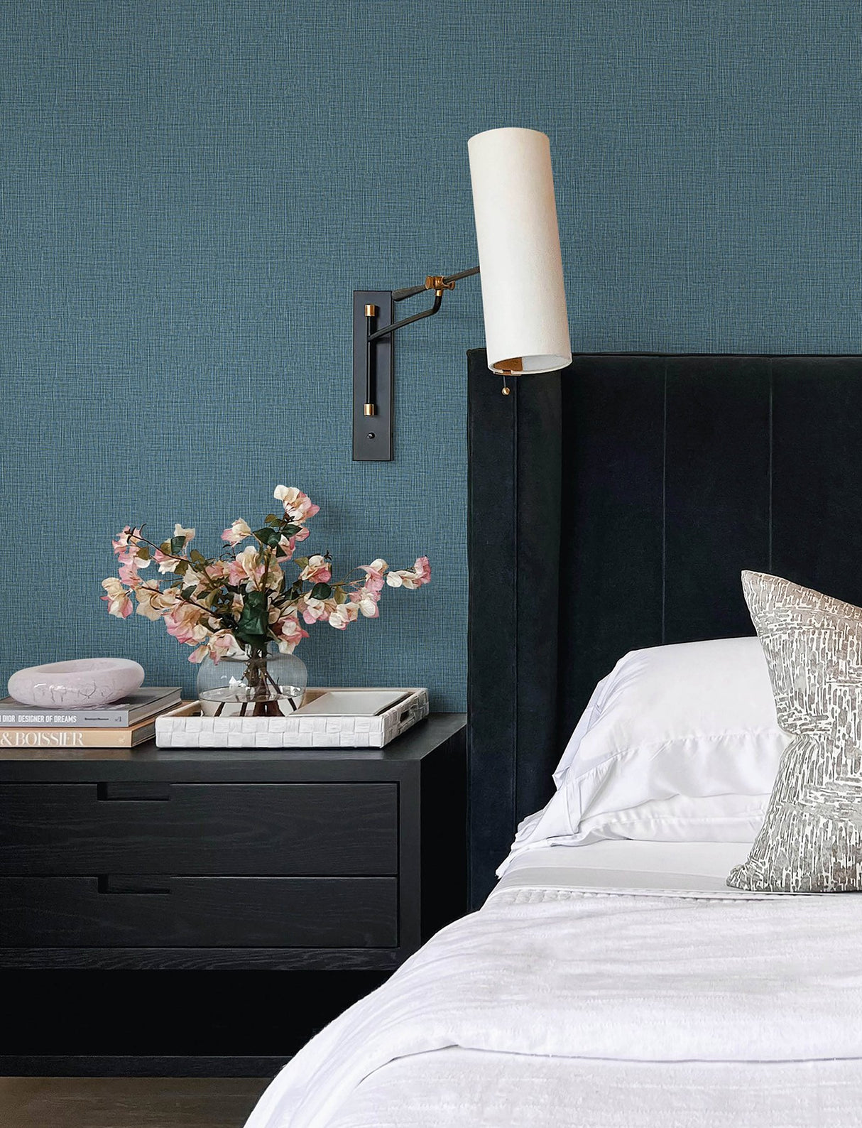 Eagen Blue Linen Weave Wallpaper with Metallic Textured Fabric Look - Advantage 4144-9174