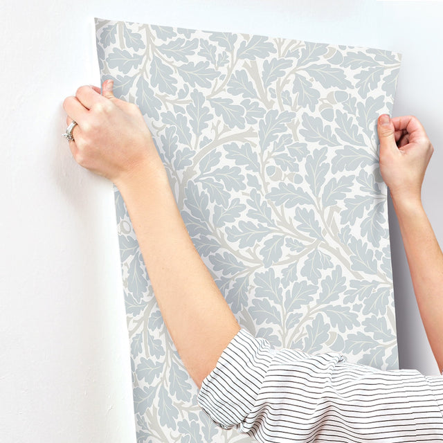 Oak Tree Sky Blue Leaf Wallpaper with Botanical Leaves Pattern, Traditional Style - A-Street Prints 4153-82031