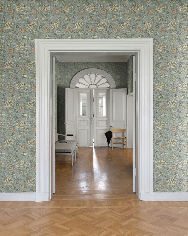 Cray Light Blue Floral Trail Wallpaper with Botanical Flowers Pattern, Traditional Style - Brewster 4153-82034