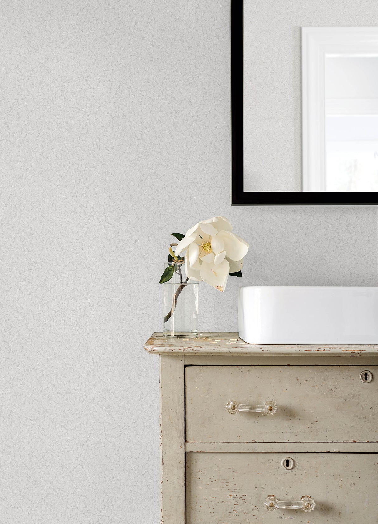 Crushed Capiz Ivory by Advantage Textured Wallpaper – Brewster Home Fashions 4168-19919