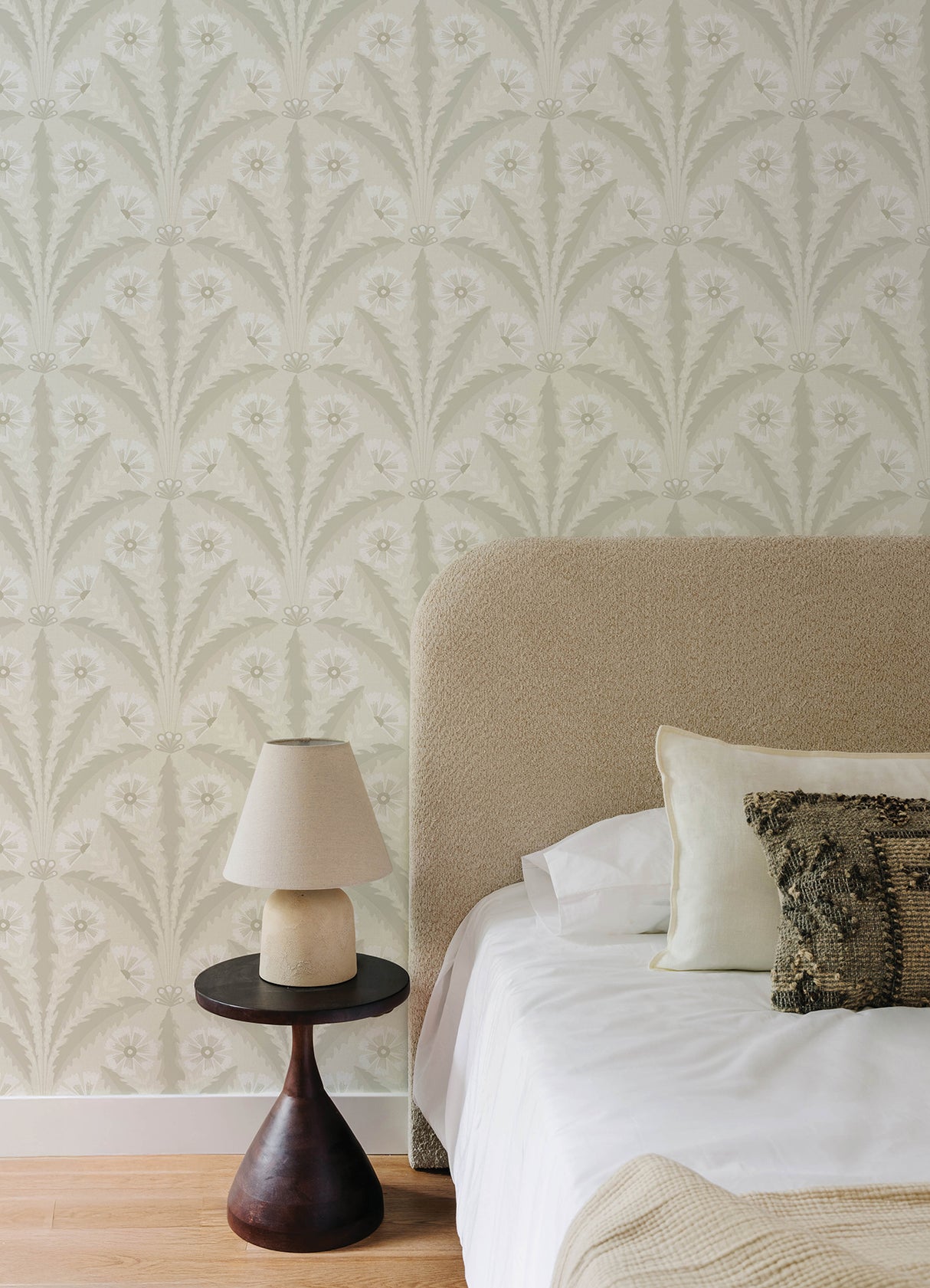 Tap Root Beige by Chesapeake Floral Damask Wallpaper – Brewster Home Fashions 4169-27603