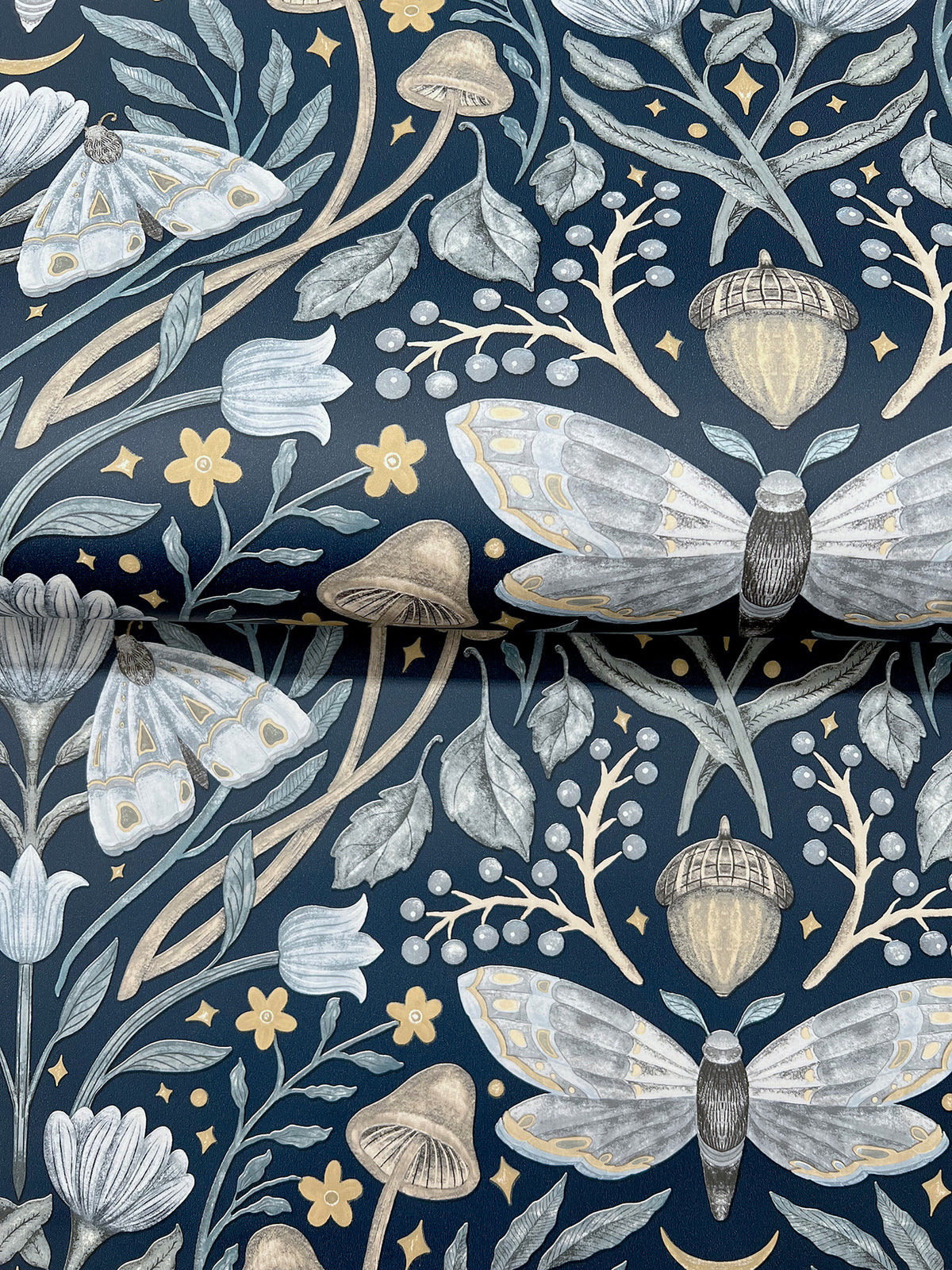 Mystic Moth Navy by Chesapeake Forest Magic Moth Floral and Acorn Woodland Damask Wallpaper – Brewster Home Fashions 4169-83118-Sample