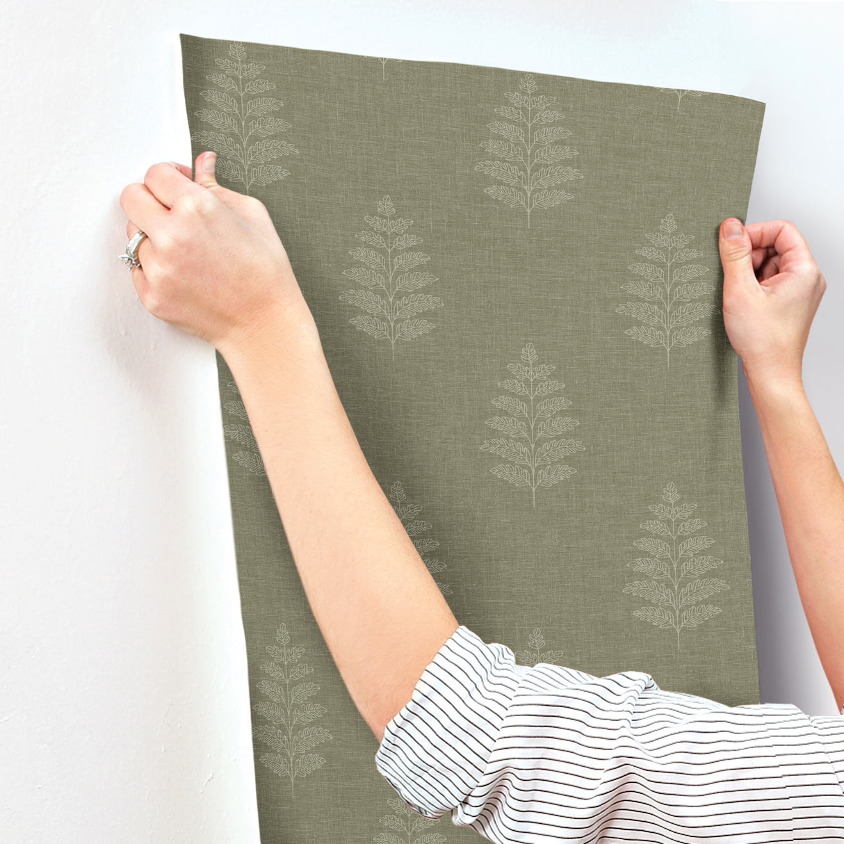 Frond Dark Green by Chesapeake Leaf Wallpaper – Brewster Home Fashions 4169-83126