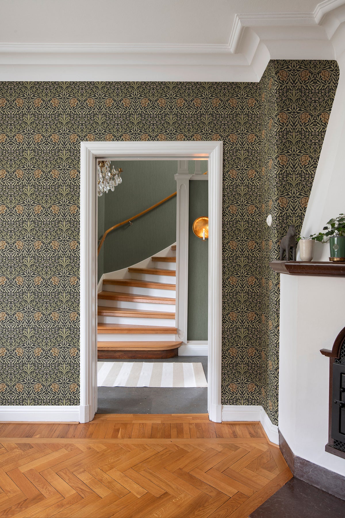 Oxford Union Black by A-Street Prints Floral Vines Wallpaper – Brewster 4171-82048