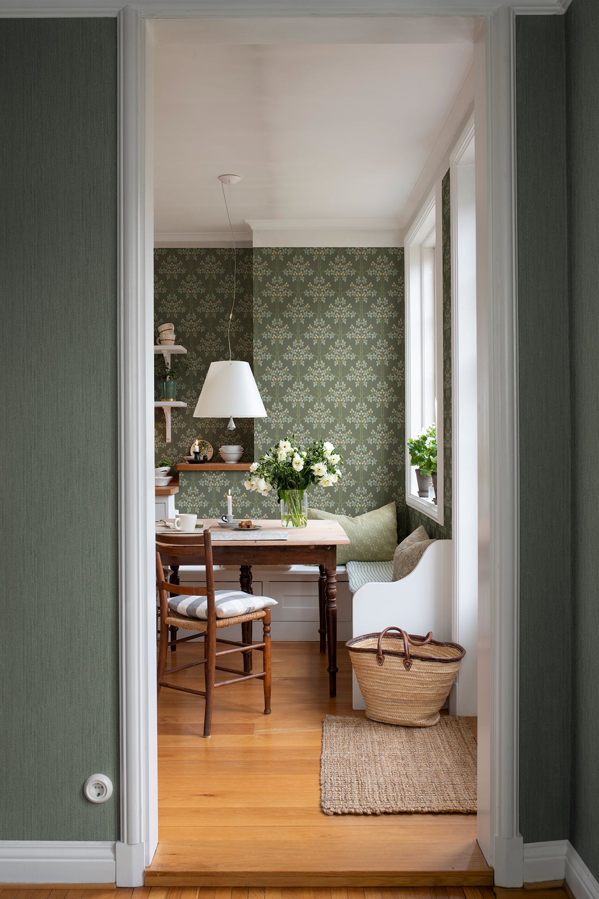 Blackberry Grey by A-Street Prints Vine Trellis Wallpaper – Brewster Home Fashions 4171-82055