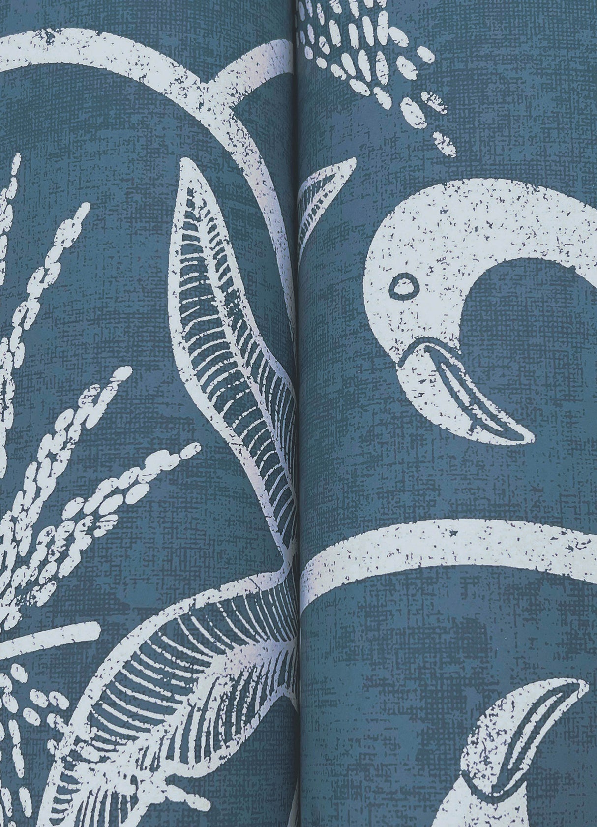 Biscayne Navy by A-Street Prints Flamingo Beach Wallpaper – A-Street Prints 4172-82006