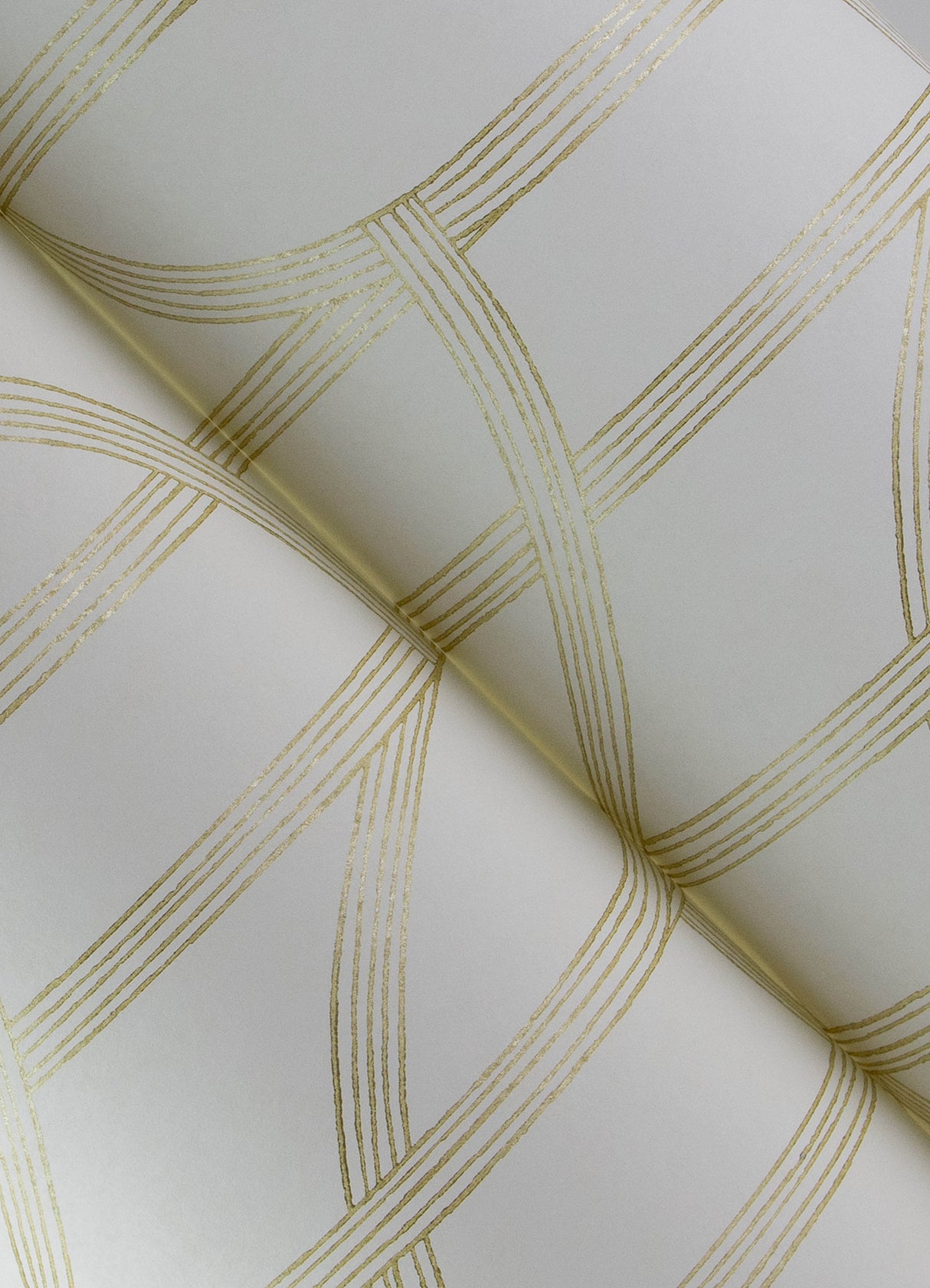 Salvo Gold by A-Street Prints Curved Contours Wallpaper – A-Street Prints 4172-82008