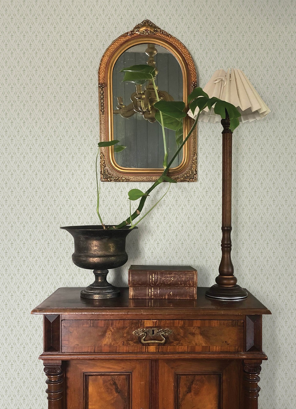 Tillie Sage by Chris Loves Julia Diamond Floral Wallpaper – A-Street Prints 4173-27674