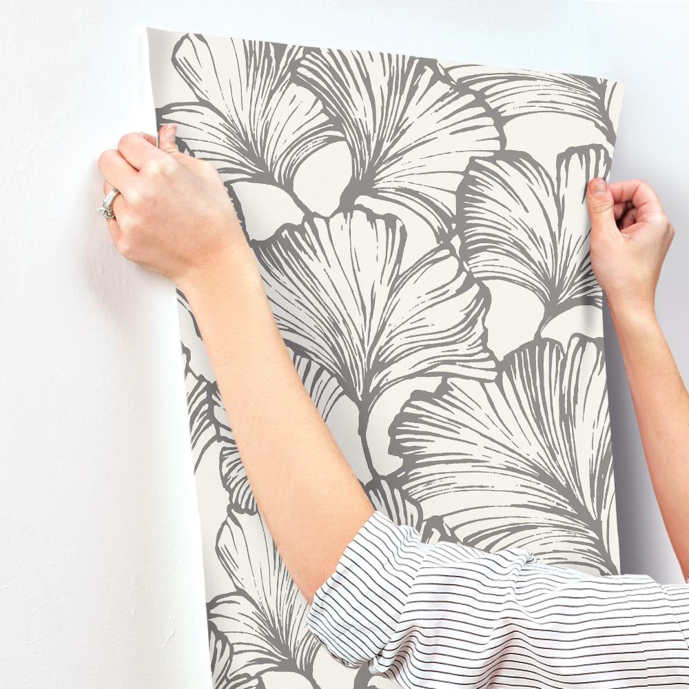 Kyoto Charcoal by A-Street Prints Ginkgo Leaf Wallpaper – A-Street Prints 4177-27713