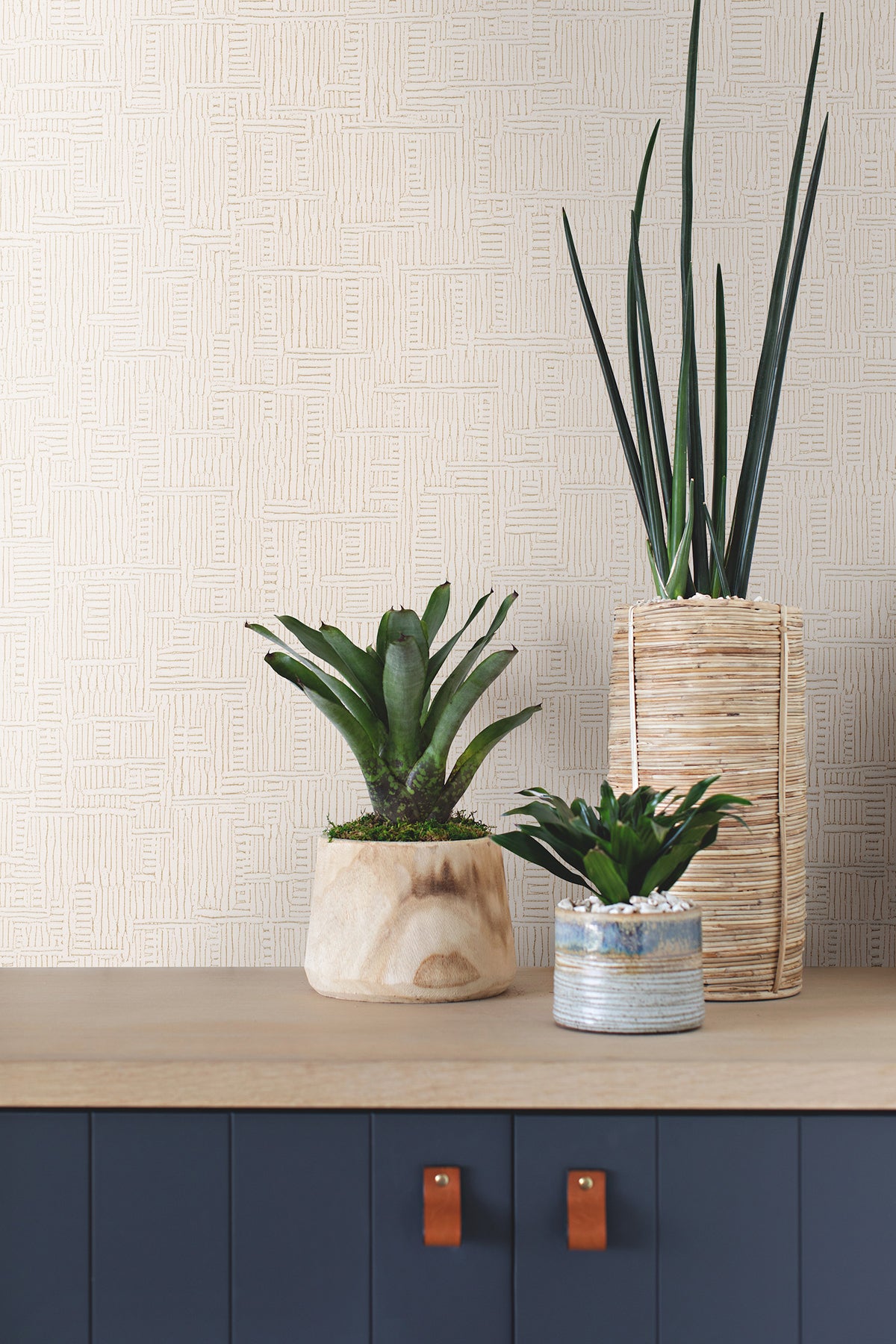 Chiseled Ivory by Warner Abstract Wallpaper – Brewster Home Fashions 4178-4403