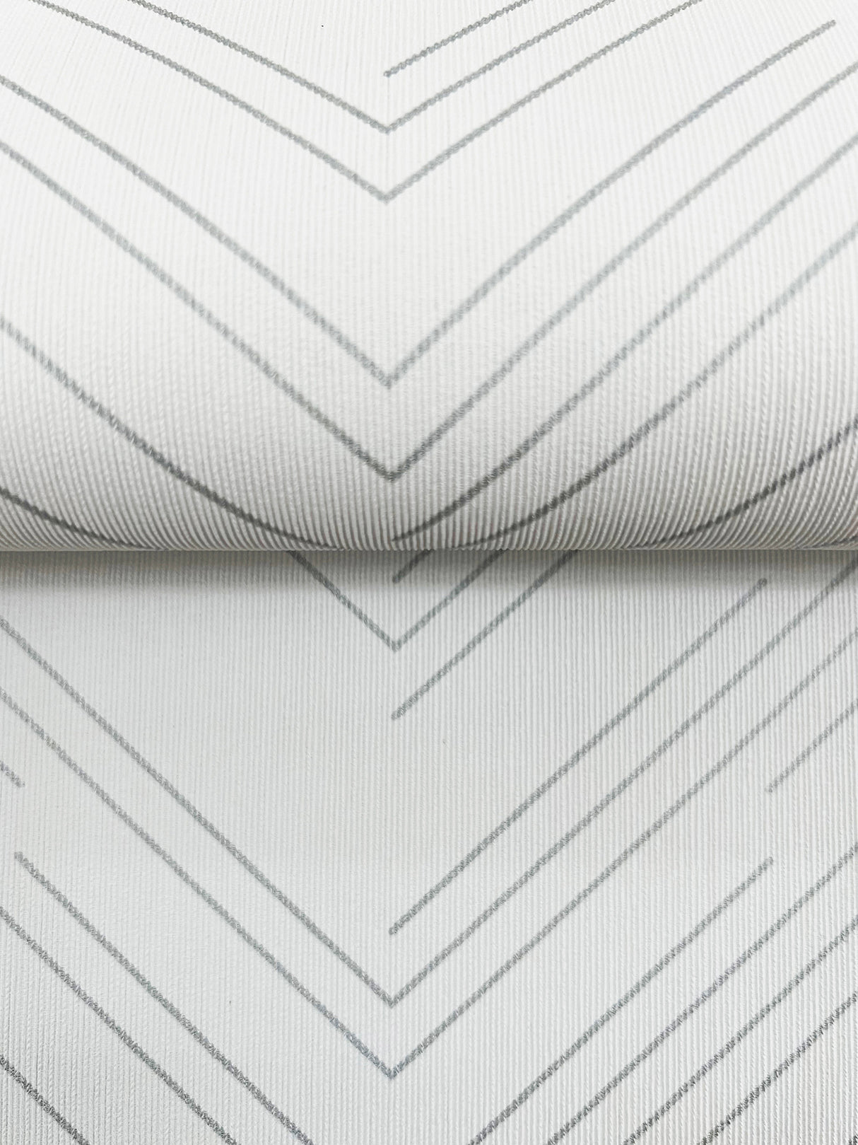 Kian White by Warner Modern Chevron Wallpaper – Brewster Home Fashions 4184-4953