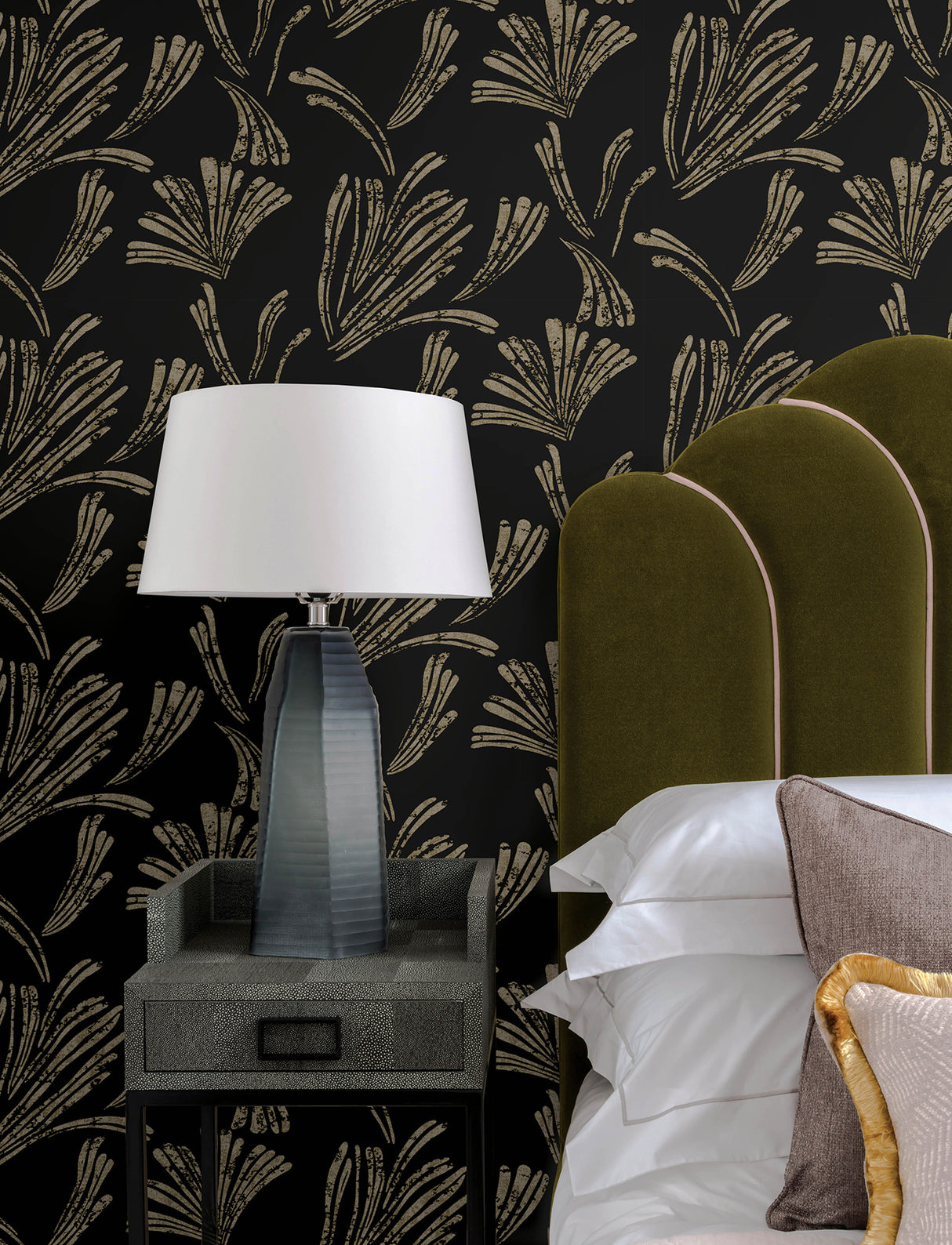 Ermine Black by A-Street Prints Moderne Deco Modern Abstract Metallic Gold Non Woven Unpasted Strippable Washable Wallpaper - 4198-83473