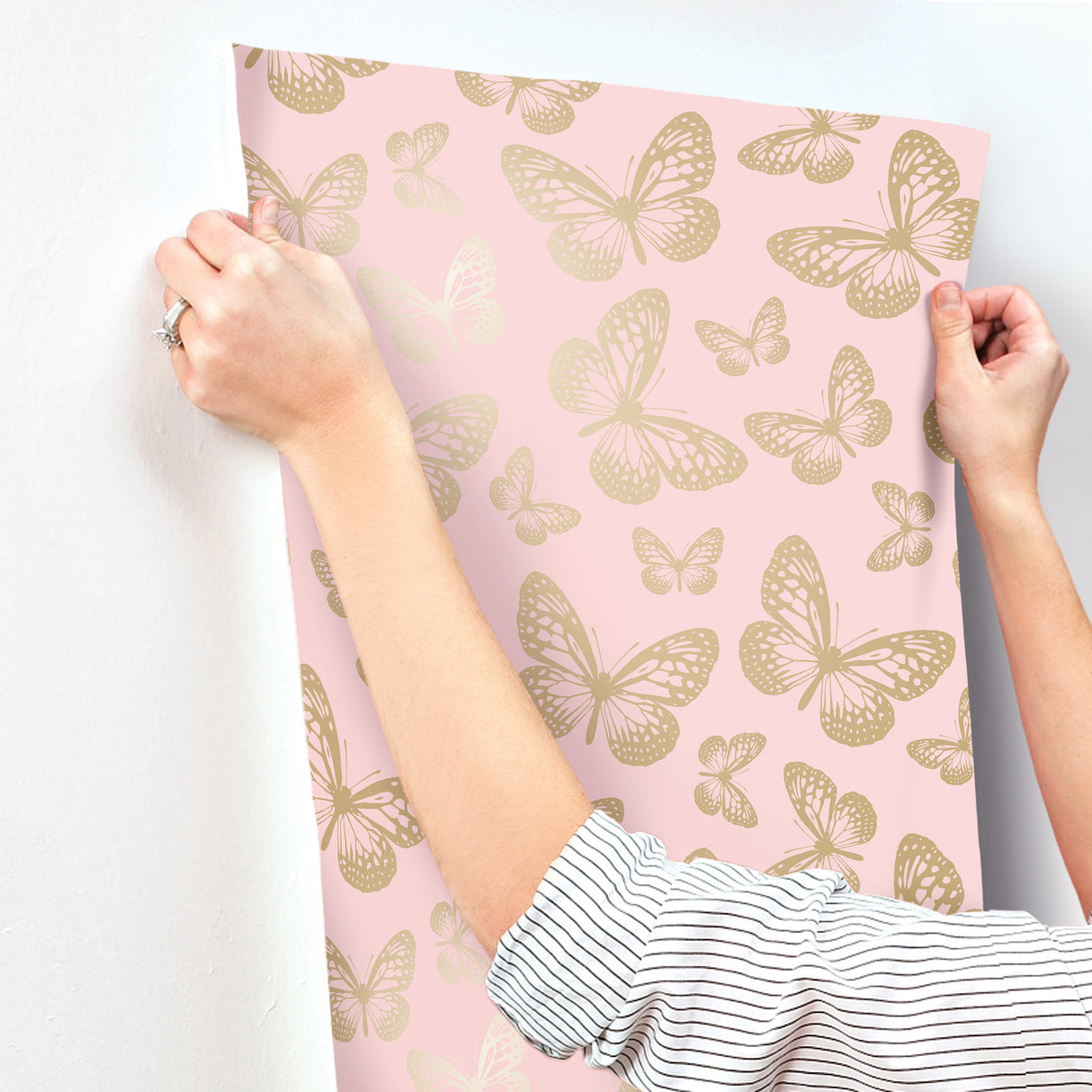 Metallic Butterflies Pink by Advantage Whimsical Wallpaper – Brewster Home Fashions 4203-27586
