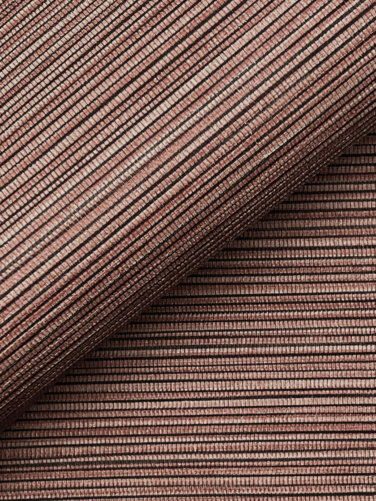 Lorn Red by Warner Faux Grasscloth Wallpaper – Brewster Home Fashions 4207-5432