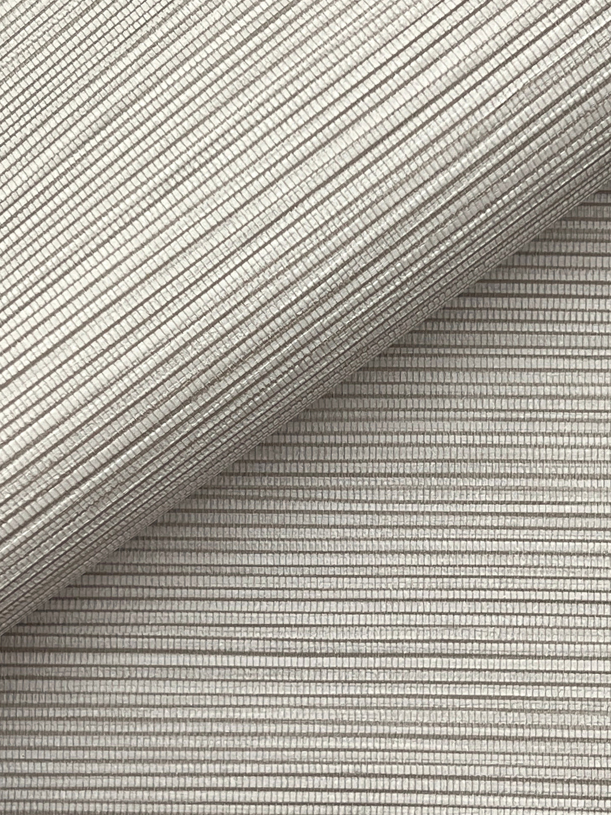 Lorn Dove by Warner Faux Grasscloth Wallpaper – Brewster Home Fashions 4207-5433