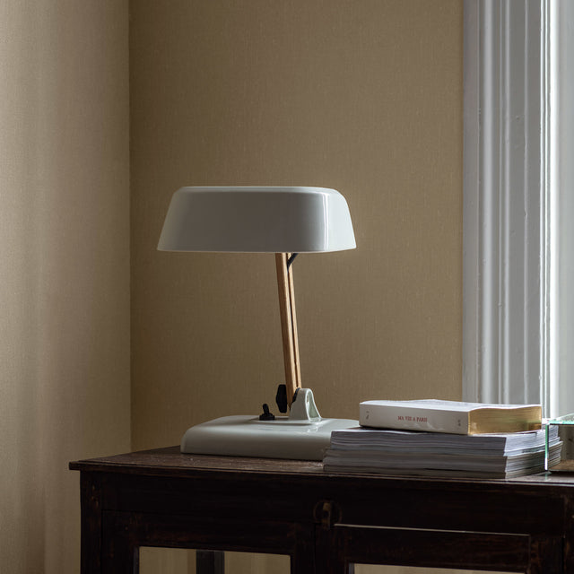 Linen Golden Linen by Boråstapeter Minimalist Scandinavian Wallpaper – Schumacher 4407